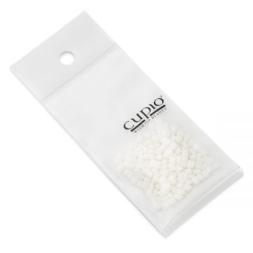 Cheratina alba fara miros la topire